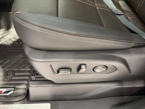 New 2026 Chevrolet Silverado 2500 High Country w/ High Country Premium Package AWD/4WD image 14