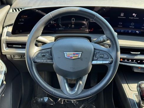 Certified 2025 Cadillac XT4 Premium Luxury AWD/4WD image 25