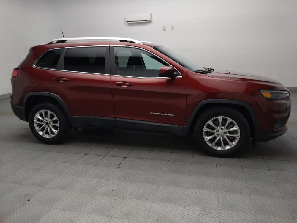 Used 2019 Jeep Cherokee Latitude w/ Popular Appearance Group FWD image 11