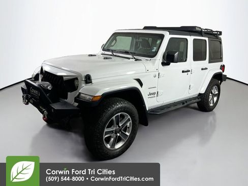 Used 2019 Jeep Wrangler Unlimited Sahara AWD/4WD image 5