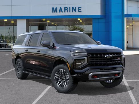 New 2026 Chevrolet Suburban Z71 w/ Comfort Package AWD/4WD image 7