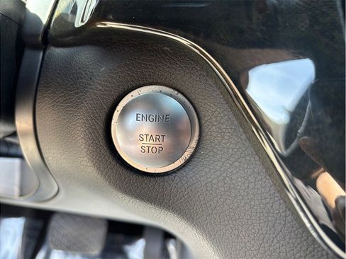 Used 2016 Mercedes-Benz GLE 350 w/ Premium Package image 28