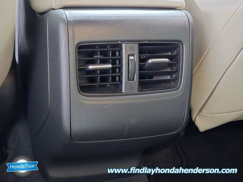 Certified 2018 Honda Accord Touring image 19