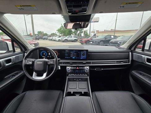 Used 2025 Hyundai Santa Fe SEL AWD/4WD image 24