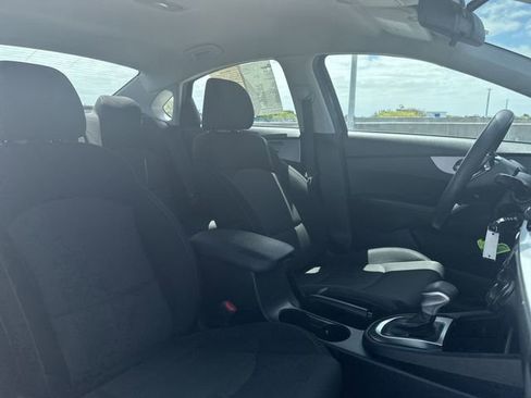 Used 2024 Kia Forte LXS image 30