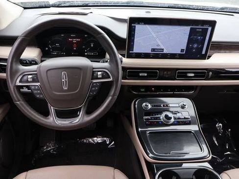 Certified 2022 Lincoln Nautilus Reserve FWD image 15