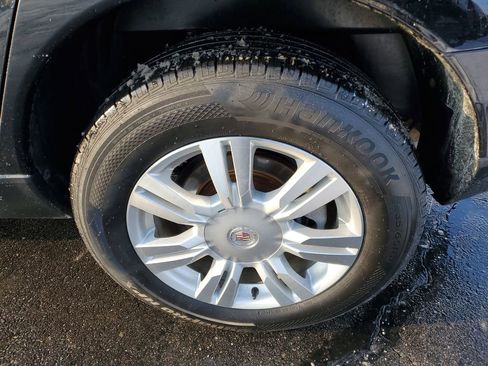 Used 2016 Cadillac SRX Luxury image 30