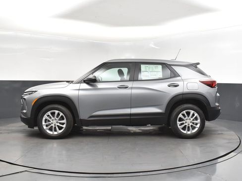 New 2026 Chevrolet TrailBlazer LS image 3