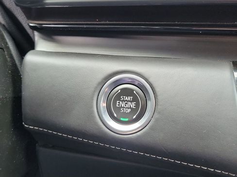 Certified 2023 Cadillac Escalade Sport Platinum w/ LPO, ONYX Package image 16