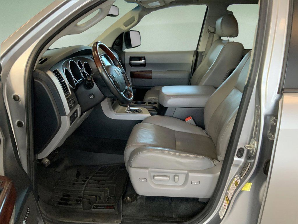 Used 2013 Toyota Sequoia Platinum AWD/4WD image 18