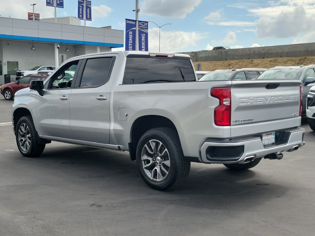 Used 2020 Chevrolet Silverado 1500 RST AWD/4WD image 2