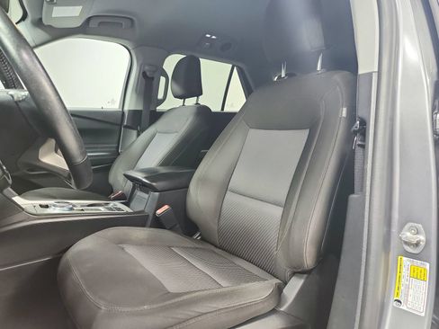 Used 2022 Ford Explorer XLT RWD image 9