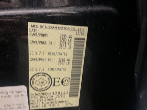 Used 2017 Nissan Murano Platinum image 28