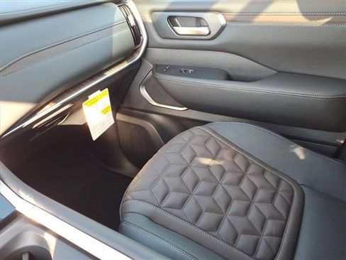 New 2026 Nissan Armada Platinum w/ Convenience Package image 24