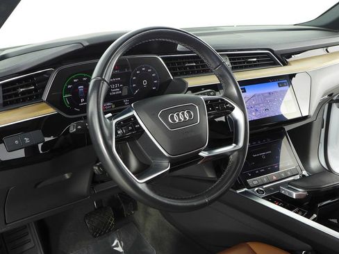 Used 2024 Audi Q8 e-tron Premium AWD/4WD image 31