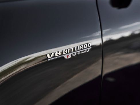 Used 2024 Mercedes-Benz S 63 AMG S image 9
