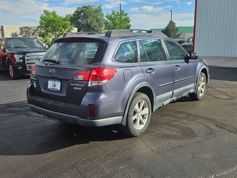 Used 2014 Subaru Outback 2.5i AWD/4WD image 8