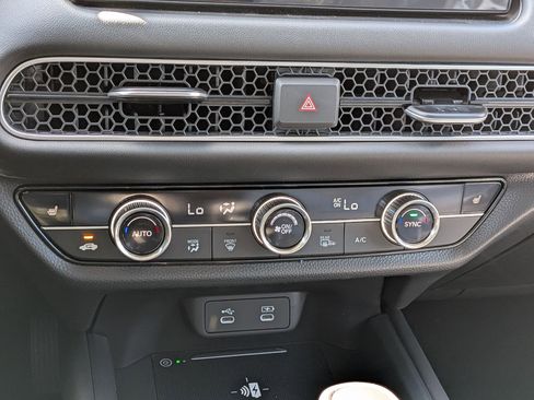New 2026 Honda HR-V EX-L image 23