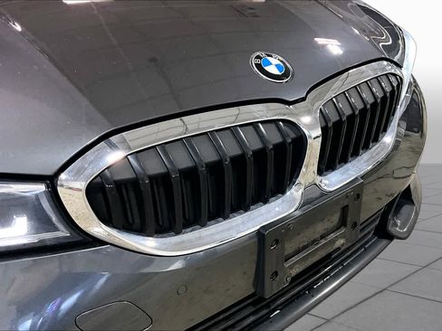 Used 2021 BMW 330i xDrive Sedan w/ Premium Package AWD/4WD image 29