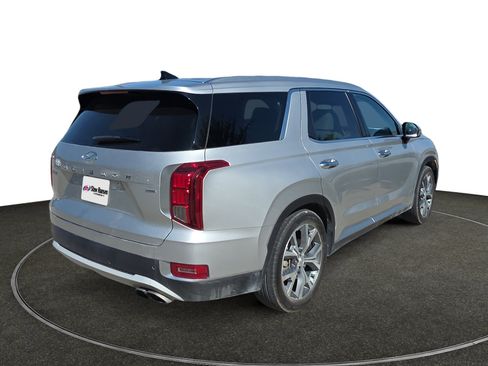 Used 2022 Hyundai Palisade SEL w/ 8P Bench Seat Package AWD/4WD image 6