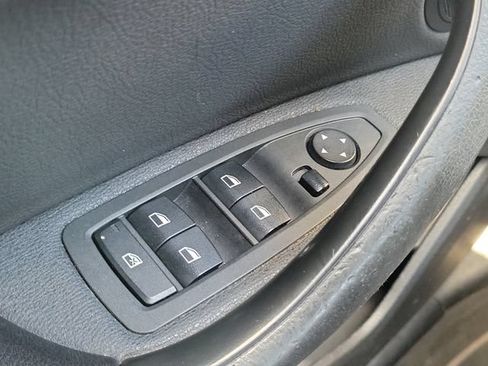 Used 2018 BMW X2 sDrive28i FWD image 17