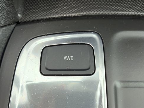 Certified 2024 Chevrolet Equinox LT AWD/4WD image 26