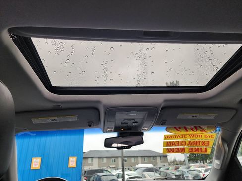 Used 2019 GMC Yukon SLT image 27