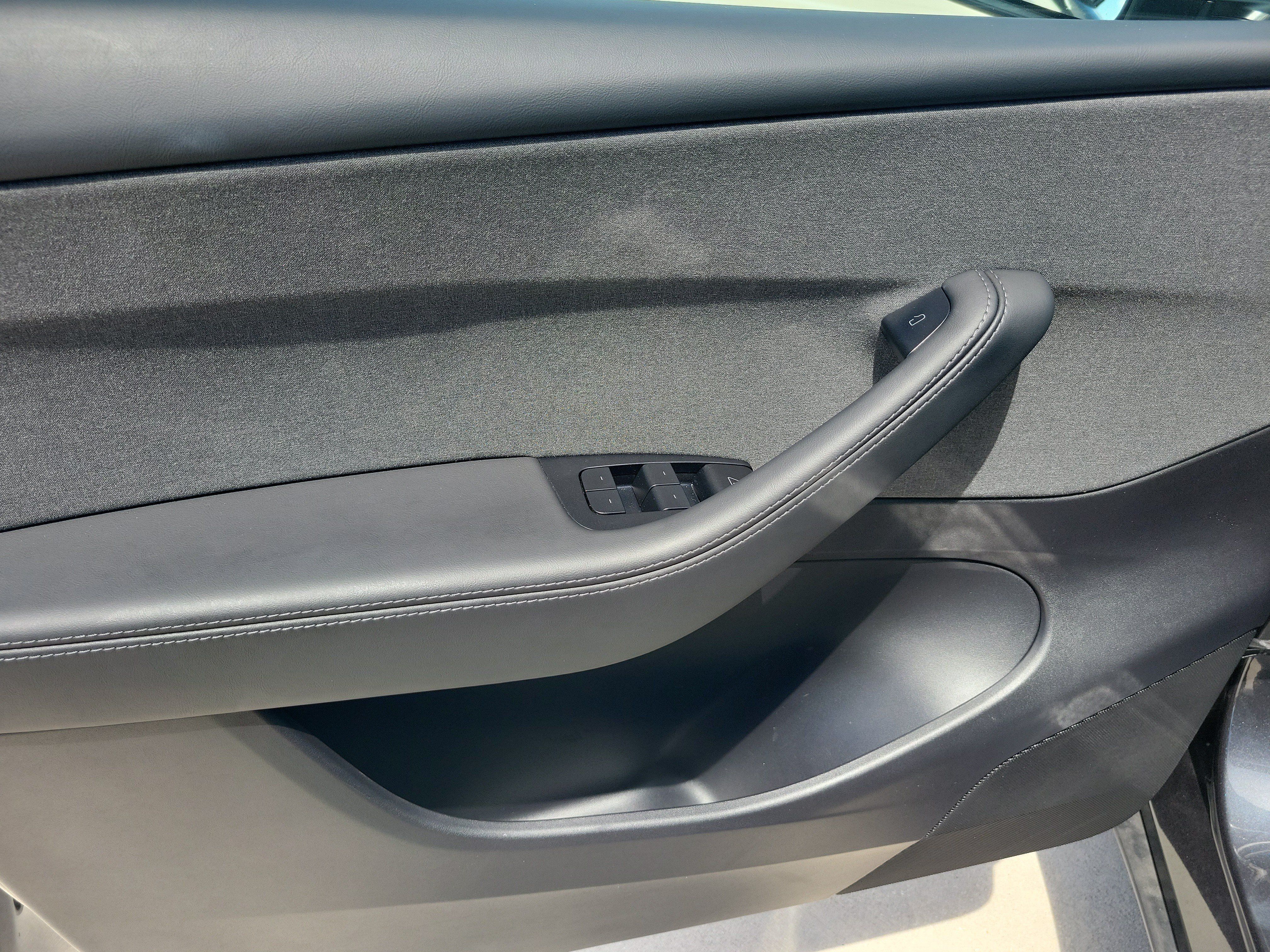 Used 2026 Tesla Model Y 2WD image 21