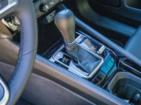 New 2026 Jeep Compass Latitude image 24