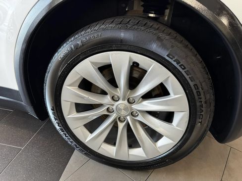 Used 2019 Tesla Model X Long Range AWD/4WD image 41
