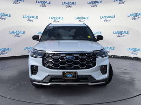 New 2026 Ford Explorer Platinum image 12