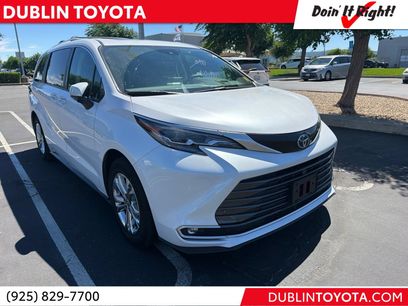 Certified 2024 Toyota Sienna Platinum