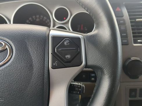 Used 2017 Toyota Sequoia Limited w/ Safety & Convenience Package RWD image 28