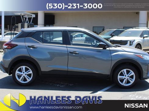 Used 2025 Nissan Kicks Play S FWD image 6