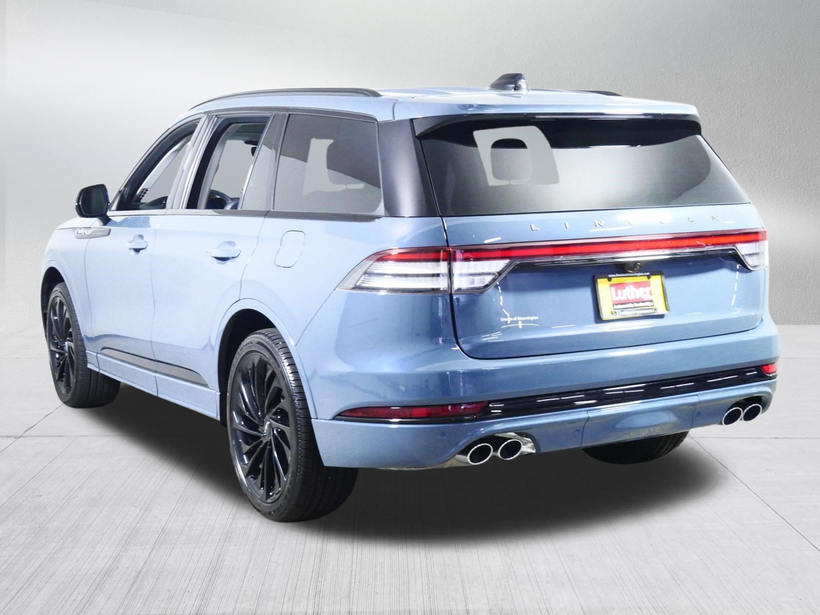 Used 2026 Lincoln Aviator Reserve AWD/4WD image 5