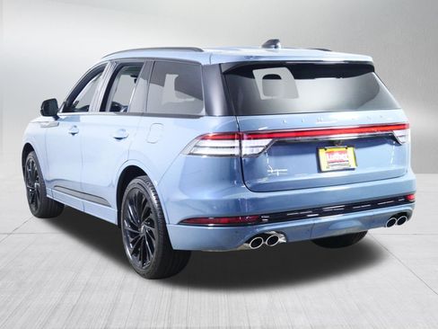 Used 2026 Lincoln Aviator Reserve AWD/4WD image 5