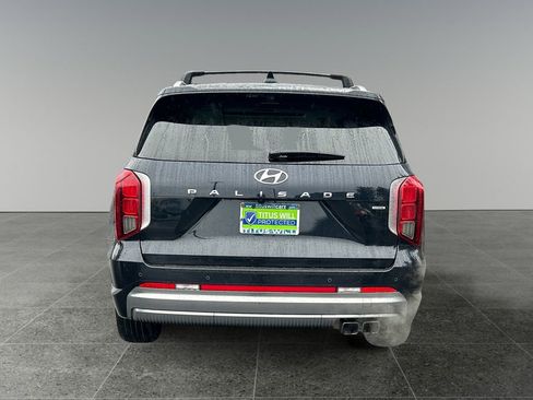 Used 2023 Hyundai Palisade Calligraphy image 6