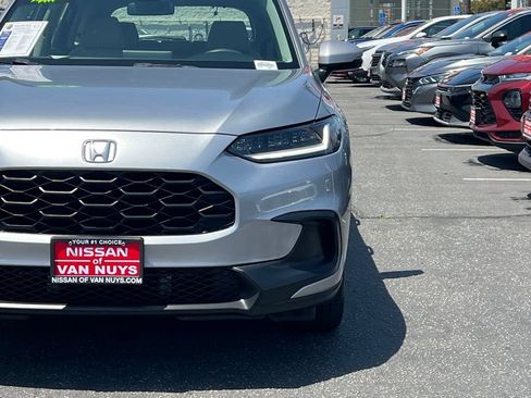 Used 2024 Honda HR-V LX image 12