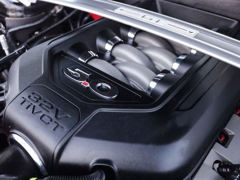 Used 2013 Ford Mustang GT RWD image 60