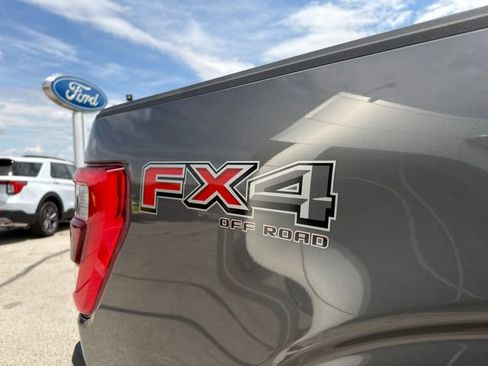 Used 2021 Ford F150 Lariat w/ Equipment Group 501A Mid AWD/4WD image 11