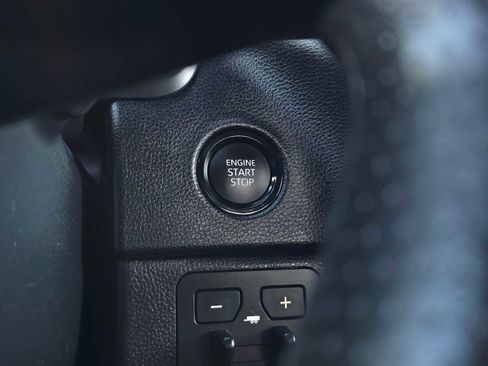 Used 2025 Toyota Tundra SR5 image 29