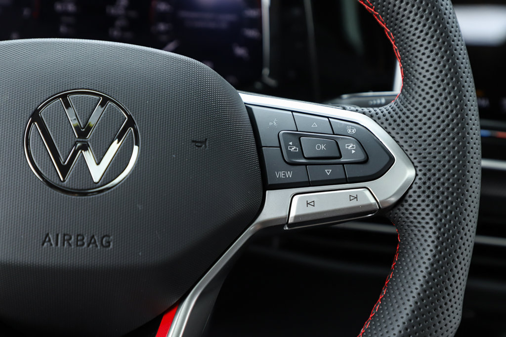 New 2026 Volkswagen GTI SE FWD image 60