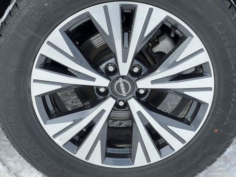 Used 2023 Nissan Rogue SV AWD/4WD image 6