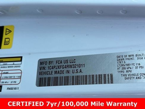 Certified 2024 Jeep Wrangler Unlimited Rubicon w/ Technology Group image 31