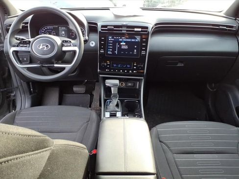 Used 2024 Hyundai Santa Cruz SEL image 6