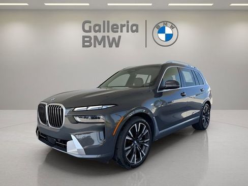 Used 2024 BMW X7 xDrive40i w/ Premium Package AWD/4WD image 1