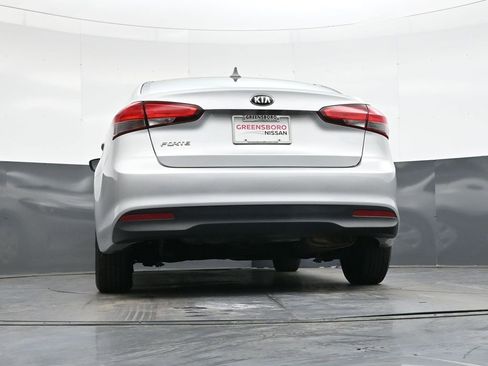 Used 2018 Kia Forte LX image 34