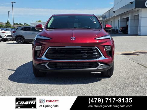 Used 2025 Buick Encore GX Preferred FWD image 2