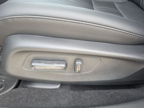 New 2026 Honda HR-V EX-L image 9