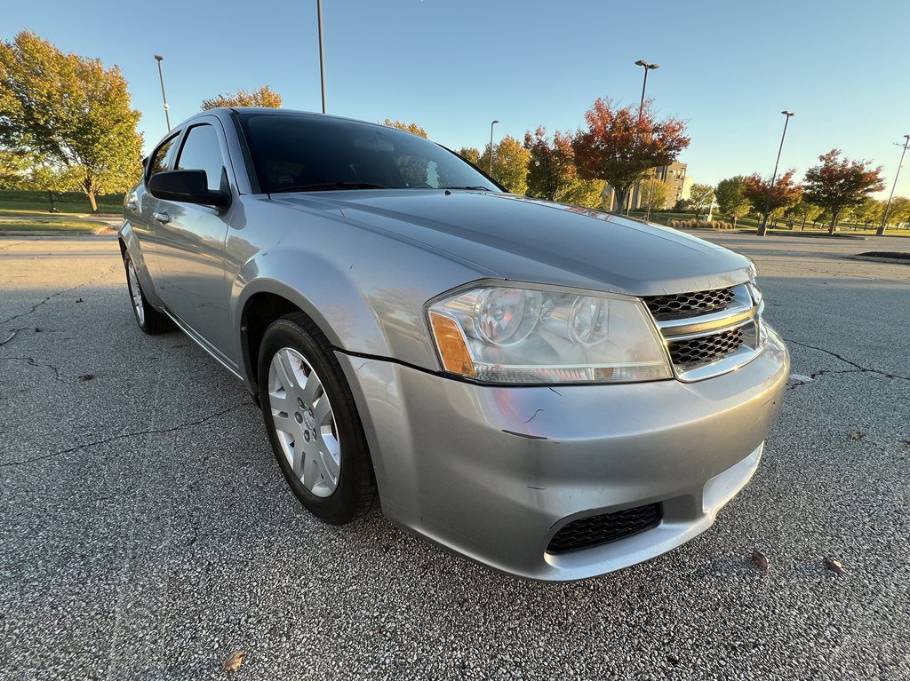 Used 2013 Dodge Avenger SE FWD image 7